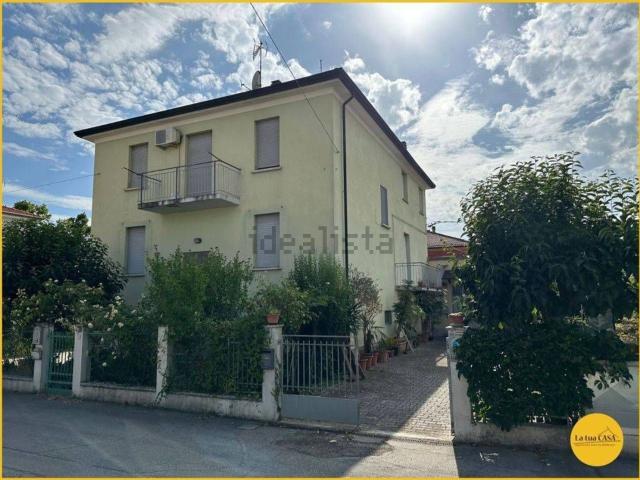 Villetta a schiera in vendita di 151 m² in Via Giosuè Carducci, 12