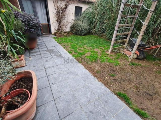 Villetta a schiera in vendita di 152 m² in Via cherubini