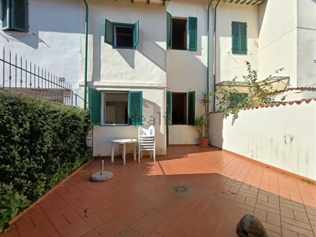 Villetta a schiera in vendita di 152 m² in Via Antonio Fratti