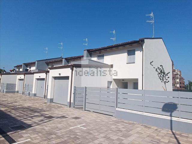 Villetta a schiera in vendita di 152 m² in Via Pagno di Lapo Portigiani