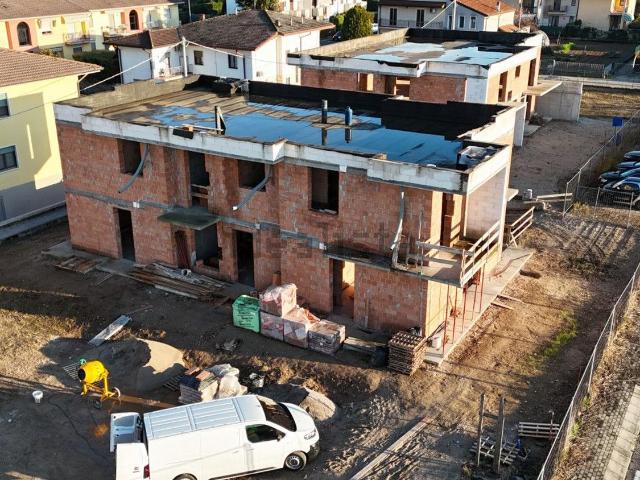 Villetta a schiera in vendita di 152 m² in Via Remo Rosalino Pisani