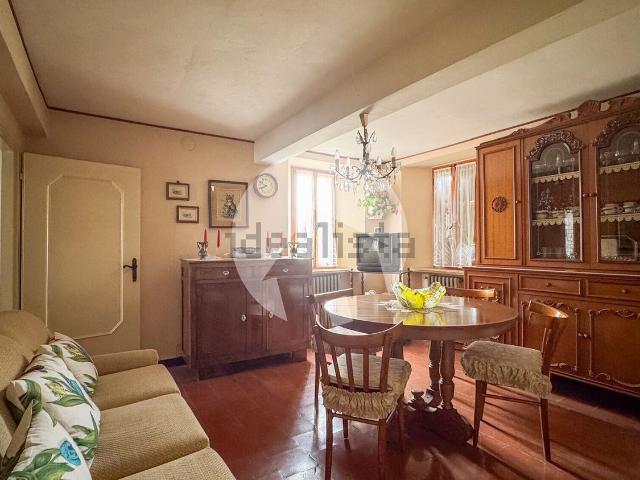 Villetta a schiera in vendita di 153 m² in Via Compiano, 73