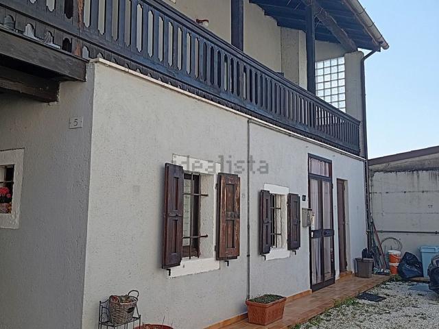 Villetta a schiera in vendita di 153 m² in Via di Sotto