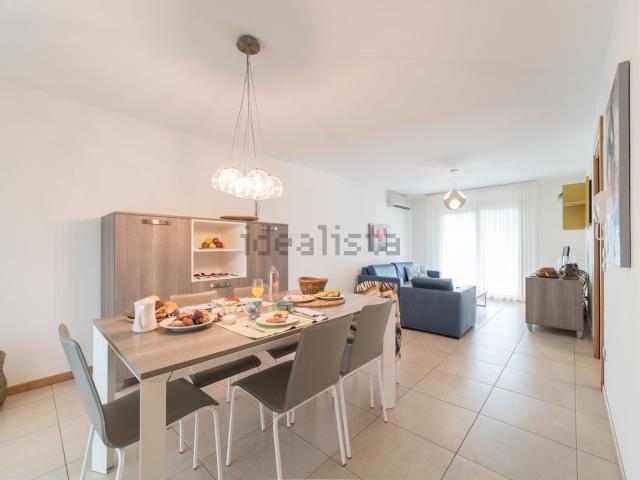 Villetta a schiera in vendita di 154 m² in Via Casa Bianca, 4