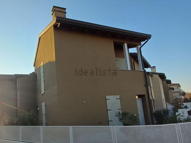 Villetta a schiera in vendita di 154 m² in Via Mattia Moreni, 2