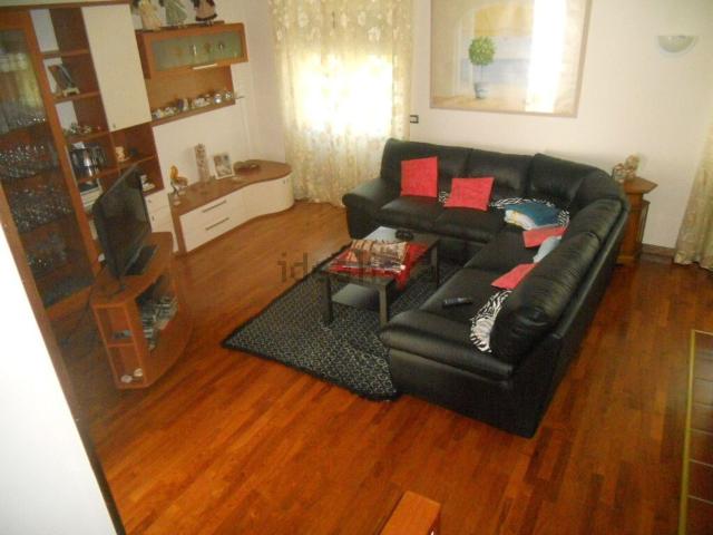 Villetta a schiera in vendita di 154 m² in Via Nerchia, 23