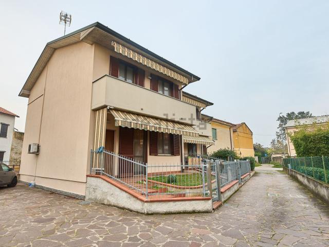 Villetta a schiera in vendita di 154 m² in Via Pagani, 12