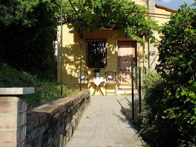 Villetta a schiera in vendita di 154 m² in Strada di Malizia, 53100