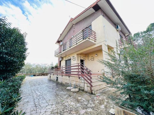 Villetta a schiera in vendita di 155 m²