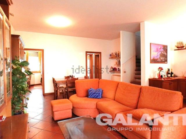 Villetta a schiera in vendita di 155 m² in Via Guido Rossa