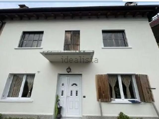 Villetta a schiera in vendita di 155 m² in Via Fadalto Alto, 205