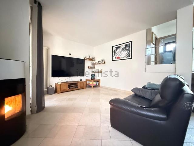 Villetta a schiera in vendita di 155 m² in Via Olme