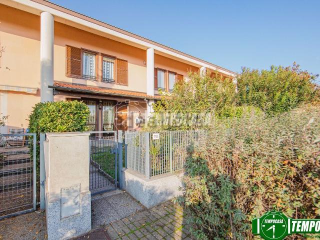 Villetta a schiera in vendita di 155 m² in Via Monsignor Faustino Gianani