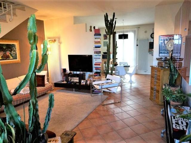 Villetta a schiera in vendita di 155 m² in Via Mura, 28