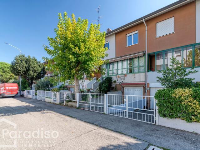 Villetta a schiera in vendita di 155 m² in Via Sergio Ragazzini