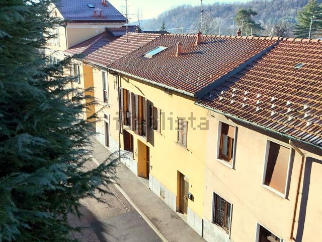 Villetta a schiera in vendita di 156 m² in Via Adua