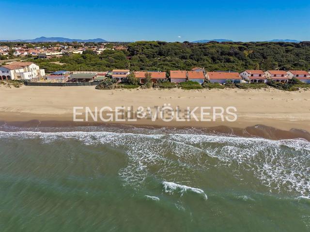 Villetta a schiera in vendita di 156 m² in Via Lupetta di Mare