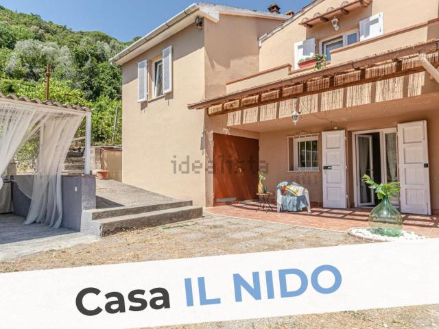 Villetta a schiera in vendita di 156 m² in Strada Statale 68 di Val Cecina, 69
