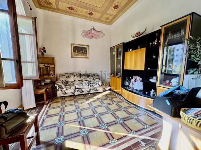 Villetta a schiera in vendita di 157 m² in Via B. Gozzoli, 6