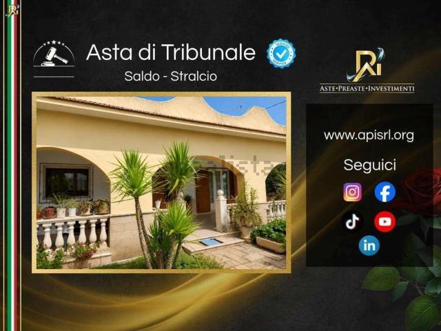Villetta a schiera in vendita di 157 m² in Via Lipari, 25