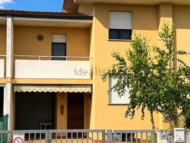 Villetta a schiera in vendita di 158 m² in Via Alturis, 45