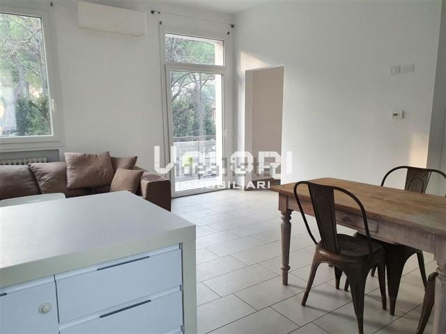 Villetta a schiera in vendita di 158 m² in Via Francesco Zambrini, 23