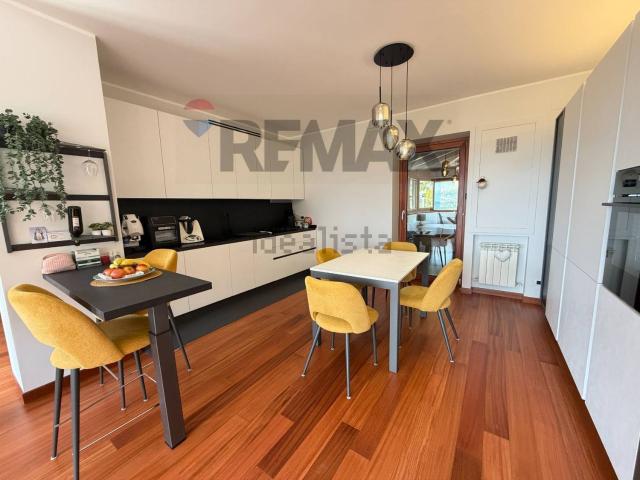 Villetta a schiera in vendita di 158 m² in Via Nicola Neri, 10