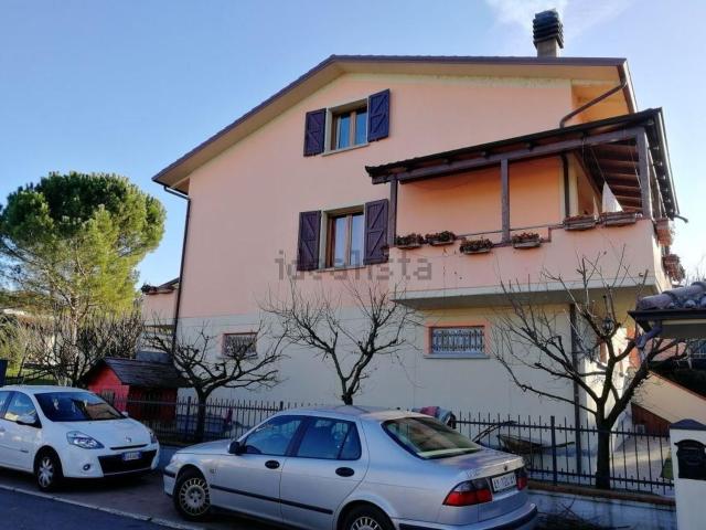 Villetta a schiera in vendita di 159 m²
