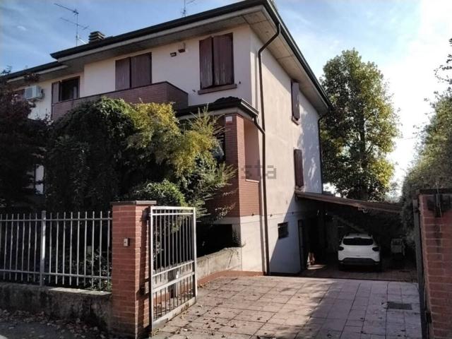 Villetta a schiera in vendita di 159 m² in Via Boccaccio, 14