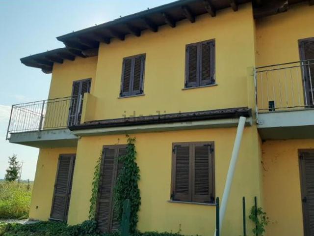 Villetta a schiera in vendita di 159 m² in Via Generale Dalla Chiesa