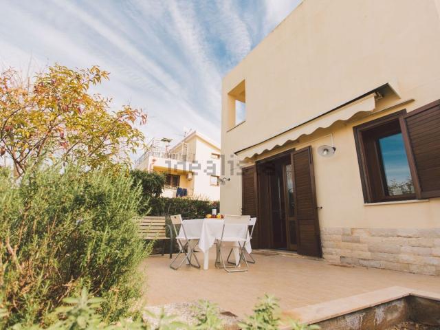Villetta a schiera in vendita di 159 m² in Via dello Sparviero