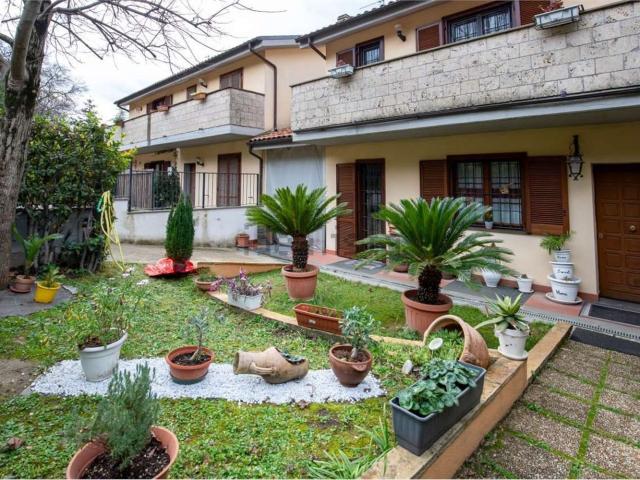 Villetta a schiera in vendita di 160 m²