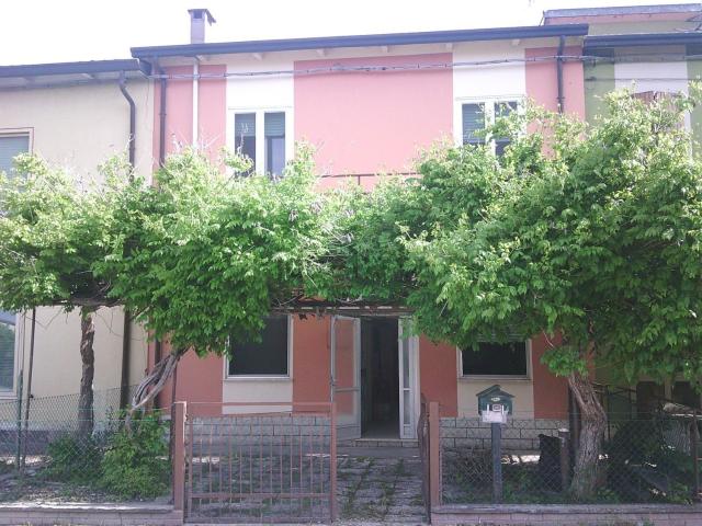 Villetta a schiera in vendita di 160 m² in Via Cervese, 43
