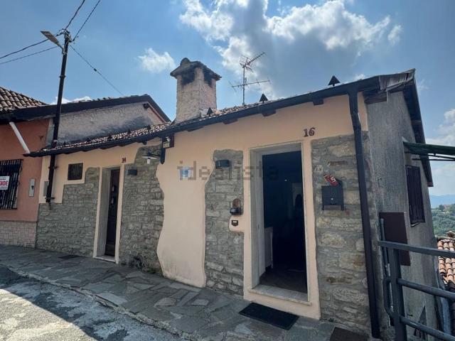Villetta a schiera in vendita di 160 m² in Via Amorina, 6