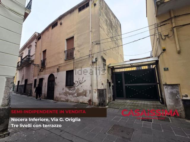 Villetta a schiera in vendita di 160 m² in Via Gustavo Origlia, 48
