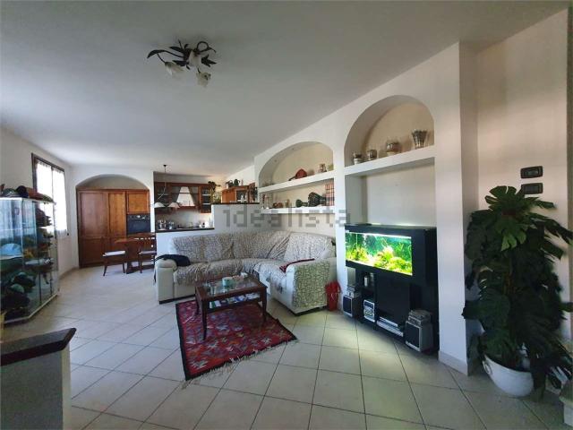 Villetta a schiera in vendita di 160 m² in Via Don Monari