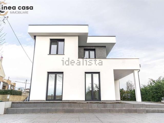 Villetta a schiera in vendita di 160 m² in Via dei Poli