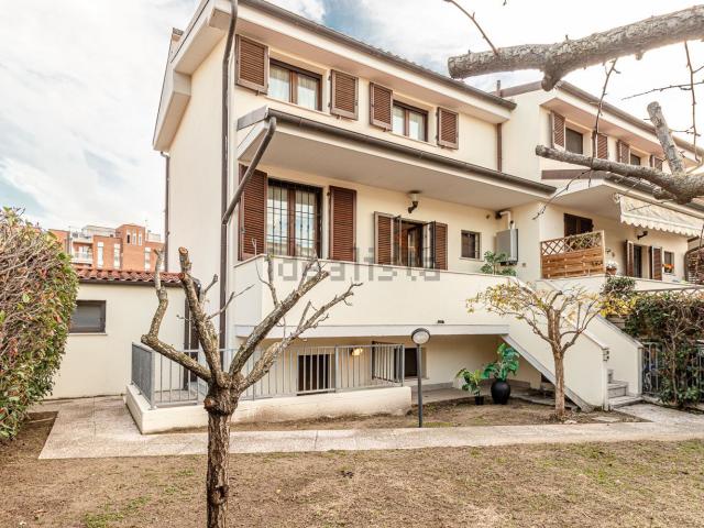 Villetta a schiera in vendita di 160 m² in Via del Crocino, 38