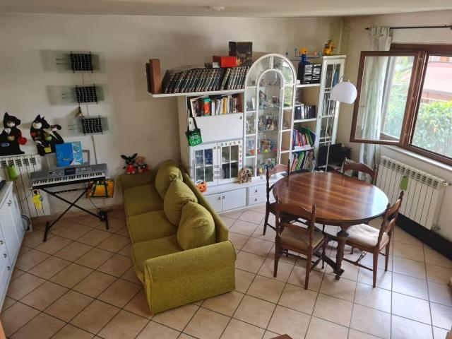 Villetta a schiera in vendita di 160 m² in Via dell&apos olmo
