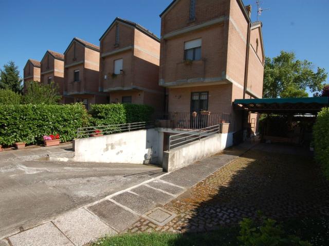 Villetta a schiera in vendita di 160 m² in Via della Crispa, 50