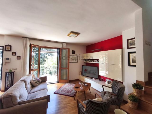 Villetta a schiera in vendita di 160 m² in Via della Riserva Grande