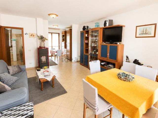 Villetta a schiera in vendita di 160 m² in Via Delle Betulle, 11