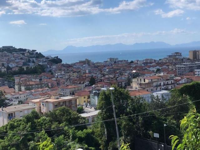 Villetta a schiera in vendita di 160 m² in Via delle Ginestre