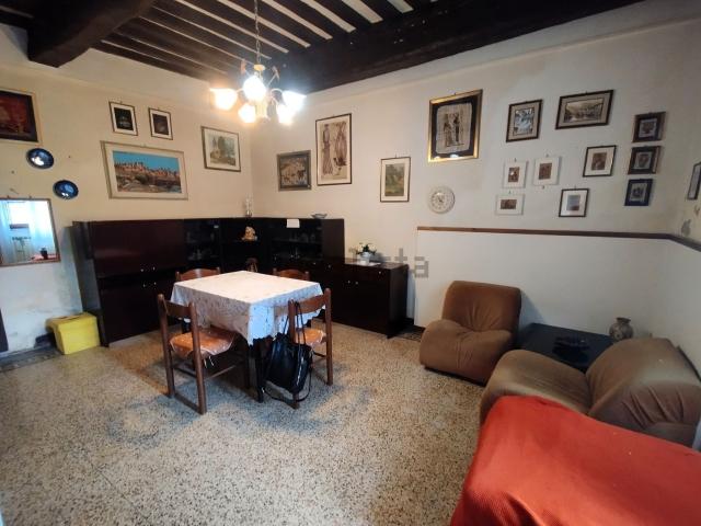 Villetta a schiera in vendita di 160 m² in Via di Checco, 48