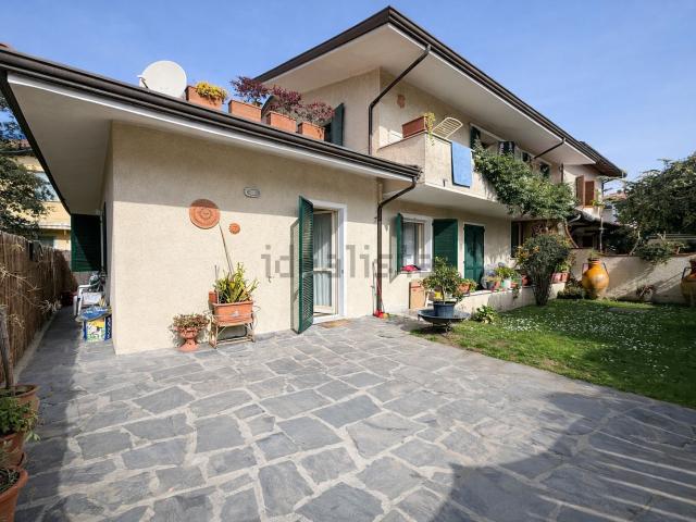 Villetta a schiera in vendita di 160 m² in Via Francesco Carrara