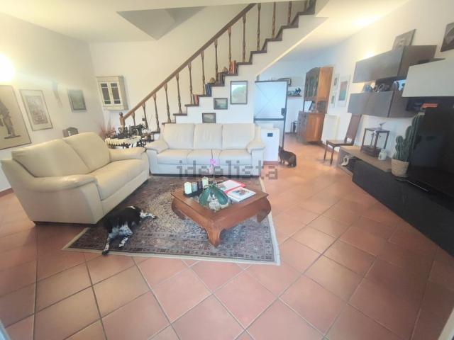 Villetta a schiera in vendita di 160 m² in Via Monte Grappa