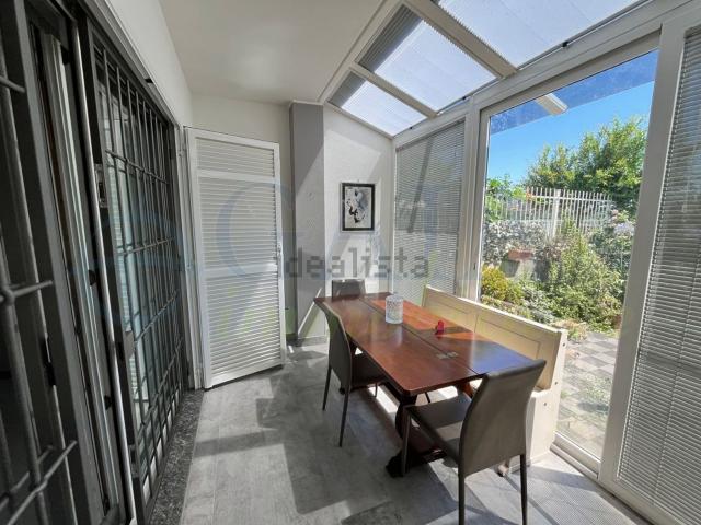 Villetta a schiera in vendita di 160 m² in Via Marici