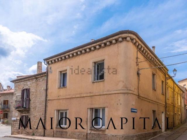 Villetta a schiera in vendita di 160 m² in Via Nino di Gallura