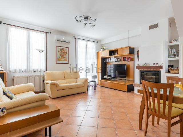 Villetta a schiera in vendita di 160 m² in Via San Donato, 247