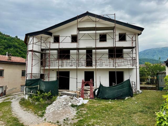 Villetta a schiera in vendita di 160 m² in Via per Campo, 15